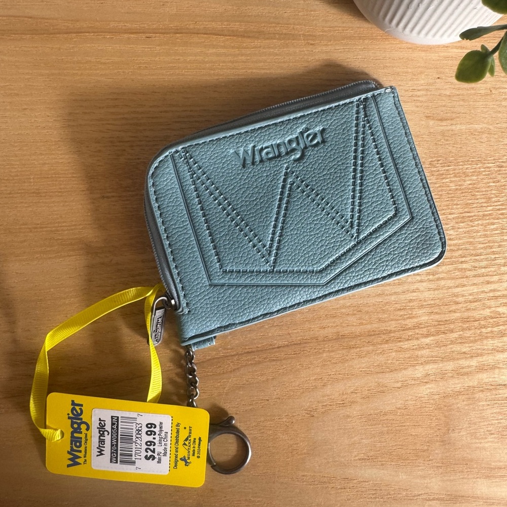Wrangler Light Blue Zip Wallet with Key Ring